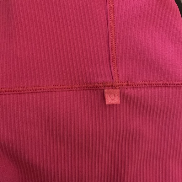 Lululemon hot pink ribbed tank top - Picture 3 of 3